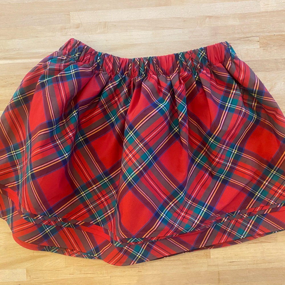 Vineyard Vines plaid skirt, size 7-8